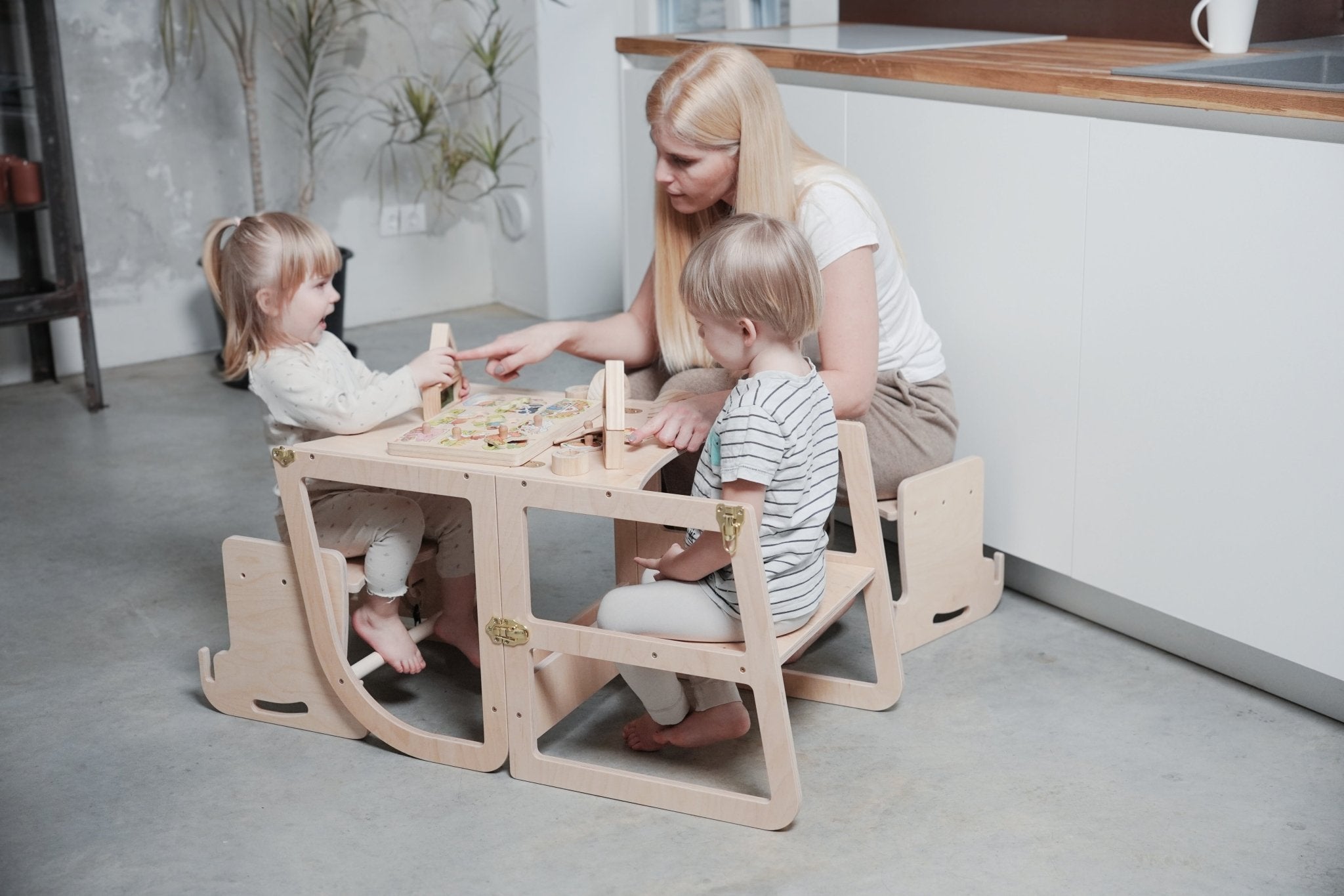 Transformable learning kitchen tower - Beloved boards