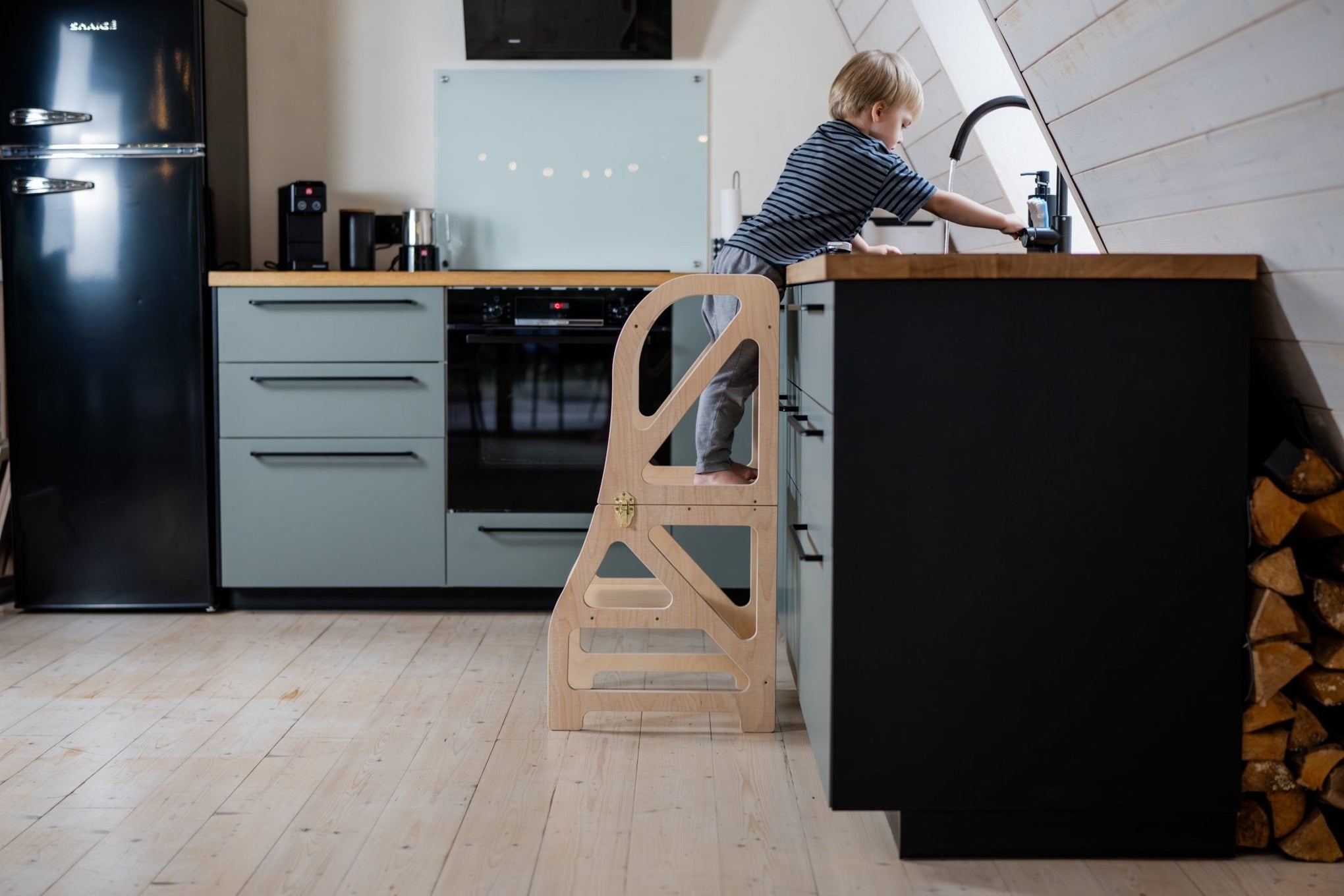 Transformable learning kitchen tower (Securestep) - Beloved boards